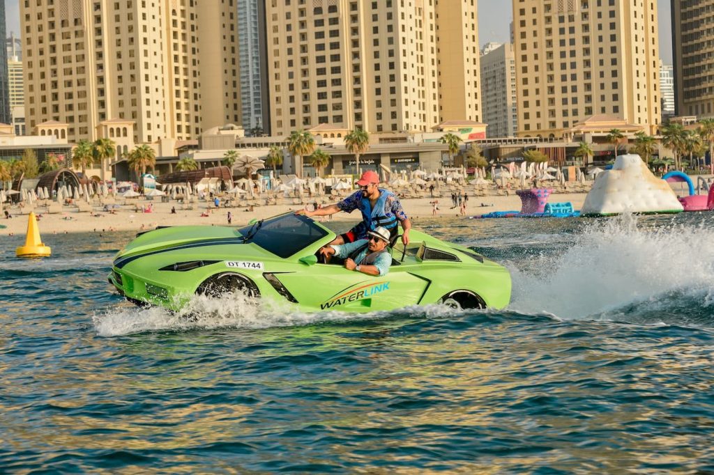 What Are the Main Benefits of Renting Jet Cars in Dubai
